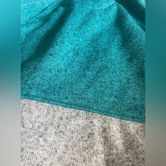 L.L Bean Snap Pullover like new - Picture 10 of 12